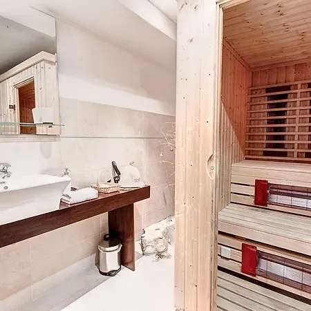 Lägenhet Private Wellness Pécs